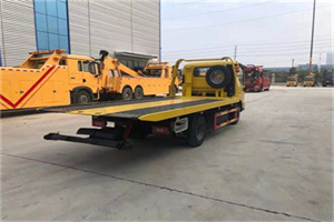 新田非事故拖车